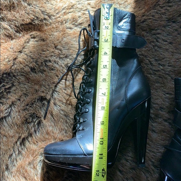 Burberry boots - Picture 12 of 12